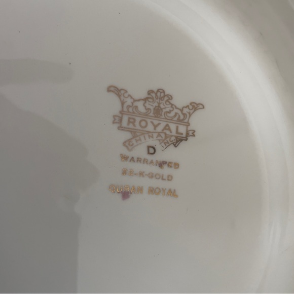 Royal China Quban Dinner Plates, 24K Gold Plates, Easter Lunch Tableware, Gift - Picture 2 of 13